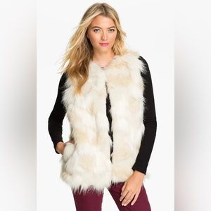 Steve Madden Faux Fur patch vest ( with pockets!)